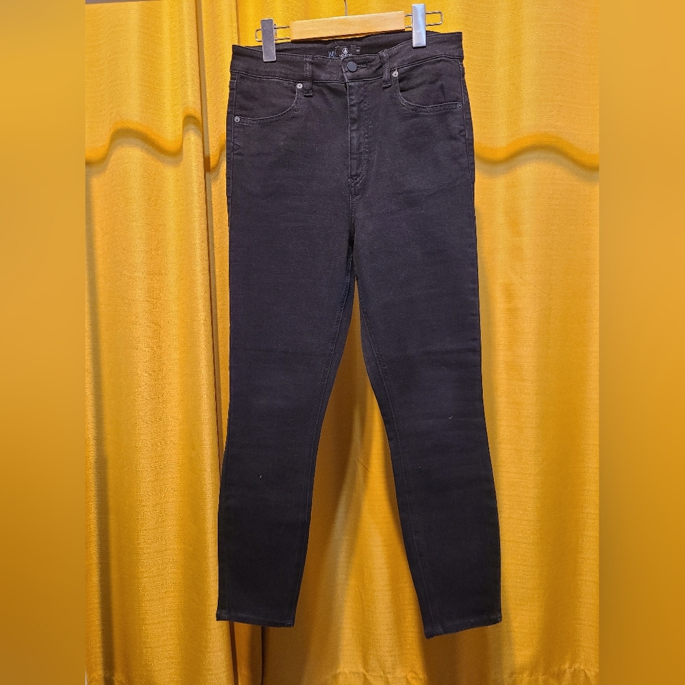 NWOT Volcom ankle jeans - Size 30